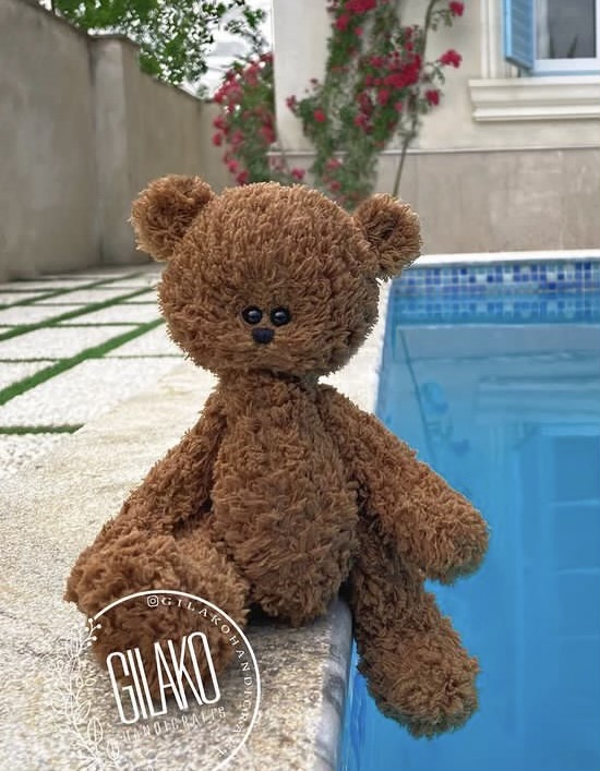 عروسک فضول خان